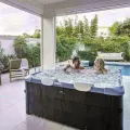 Jacuzzi ogrodowe MSpa FRAME SAPPHIRE 6-osobowe panelowe z hydromasażem, LED, aplikacją i UVC