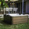 Jacuzzi ogrodowe MSpa FRAME AMBER 6-osobowe panelowe z hydromasażem, LED, aplikacją, UVC i ozonem